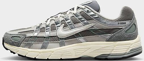Nike Schoenen P-6000 Flat Pewter Light Iron Ore Metallic Silver White- Heren Flat Pewter Light Iron Ore Metallic Silver White