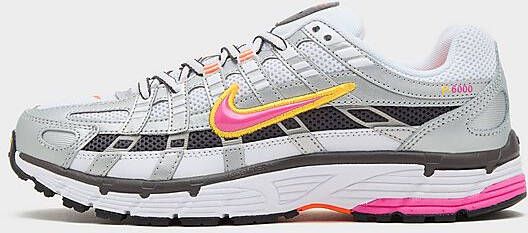 Nike Schoenen P-6000 White Metallic Platinum Hyper Crimson Laser Fuchsia- Dames White Metallic Platinum Hyper Crimson Laser Fuchsia