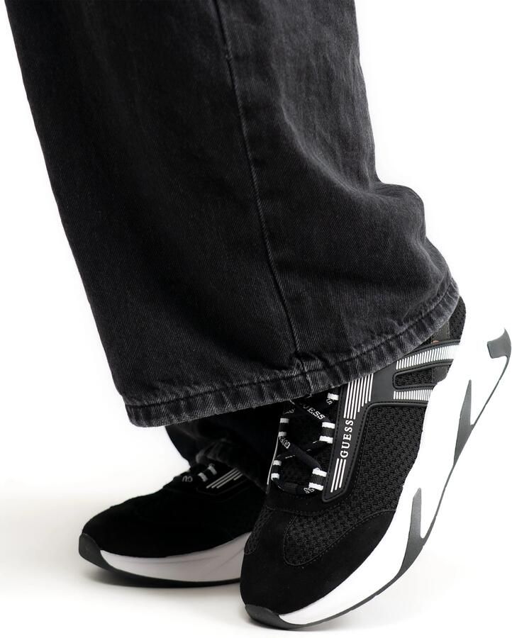 Guess Lage Sneakers FLPGEN FAL12 Black - Foto 6