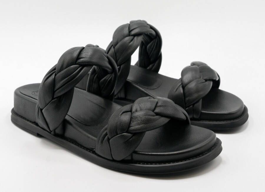 Unisa Cloc Braided Leather Slippers