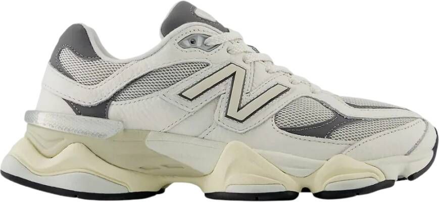 New Balance 9060 Heren Schoenen Beige Maat: 40.5 Suède Foot Locker