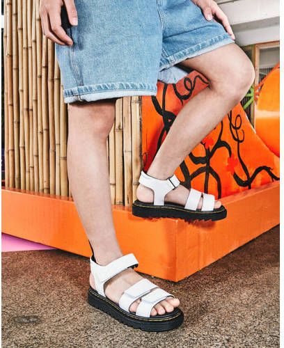 Dr Martens Dr. Martens Klaire J White T Lamper leren sandalen wit - Foto 4