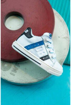 Develab Sneakers