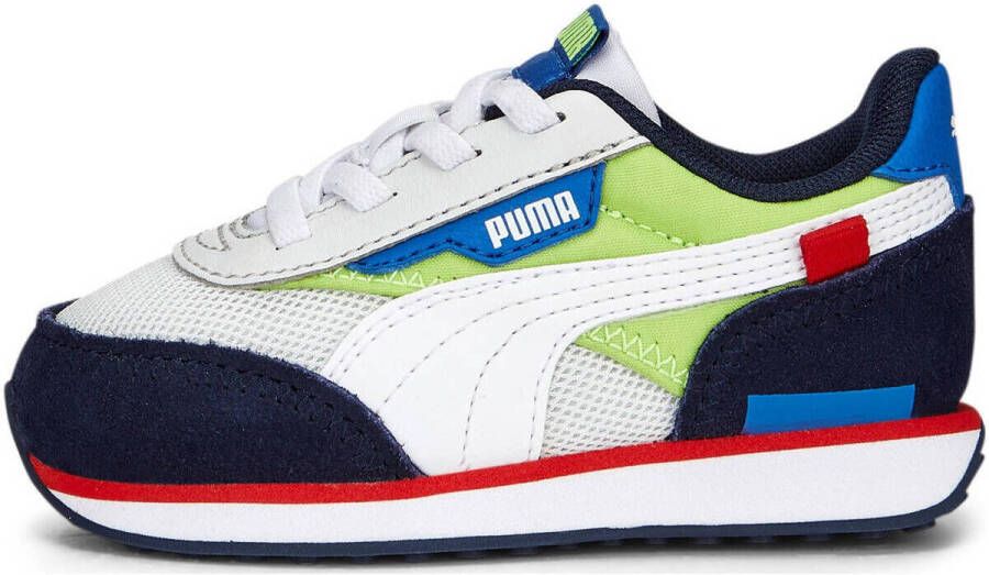 Puma Sneakers
