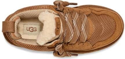 UGG Plateausneakers LOWMEL Midcut sneaker veterschoen met gewatteerde schachtrand