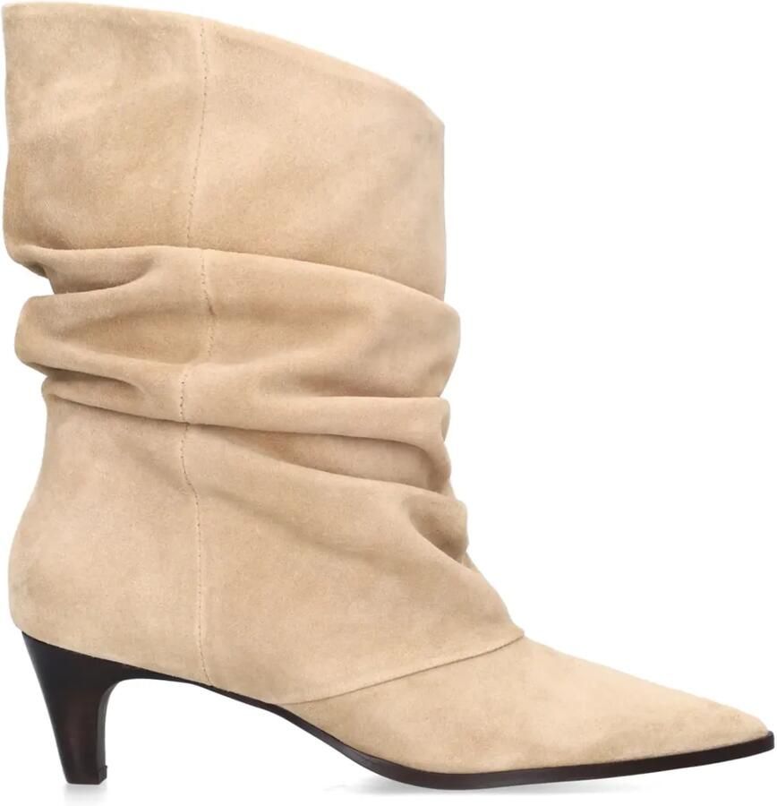 Manfield Dames Beige suède slouchy enkellaarsjes met hak
