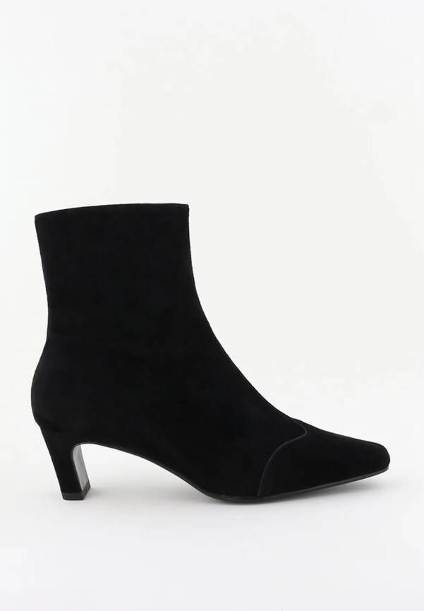 Lola Cruz enkellaarsjes 029T30BK negro