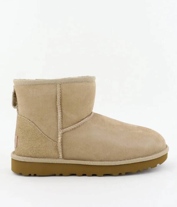 UGG enkellaarsjes Classic Mini II 1016222 sand