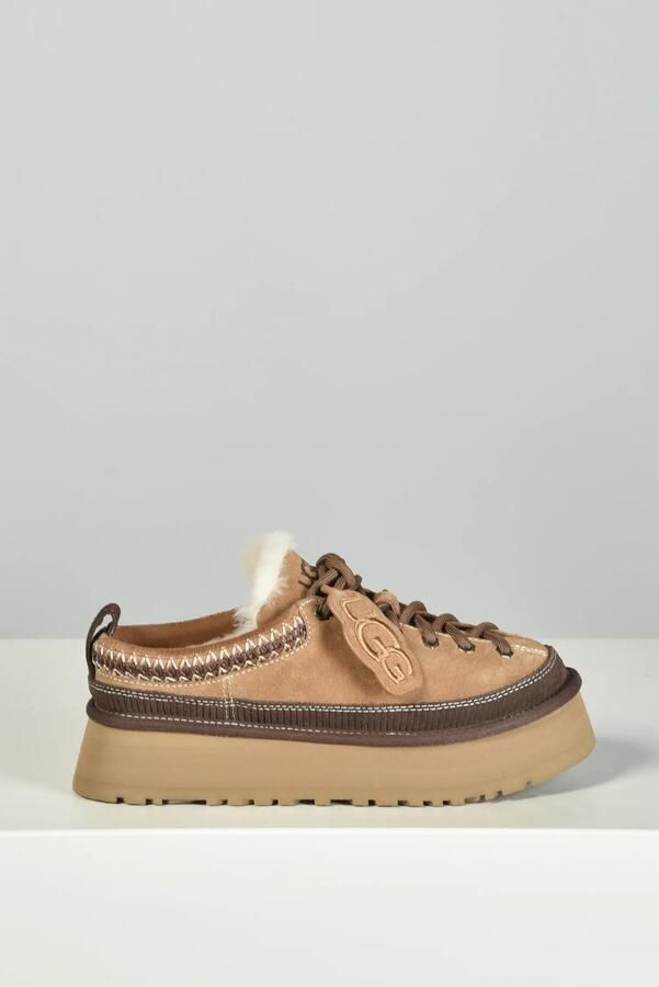UGG sloffen Heritage Lace-Up 1180361 chestnut