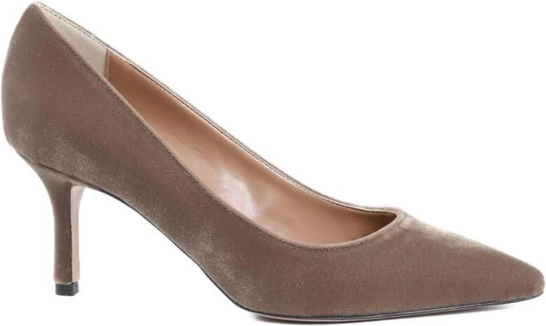 19v69 Italia Velvet Hakken Pumps Beige Dames