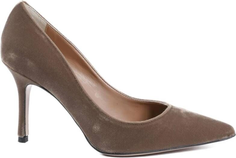 19v69 Italia Velvet Pump met 8.5 cm Hak Beige Dames