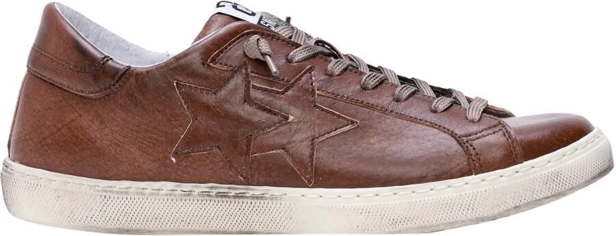2STAR Sneaker Week Star