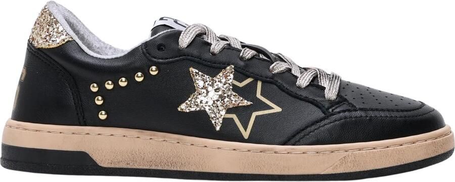 2STAR Sneakers