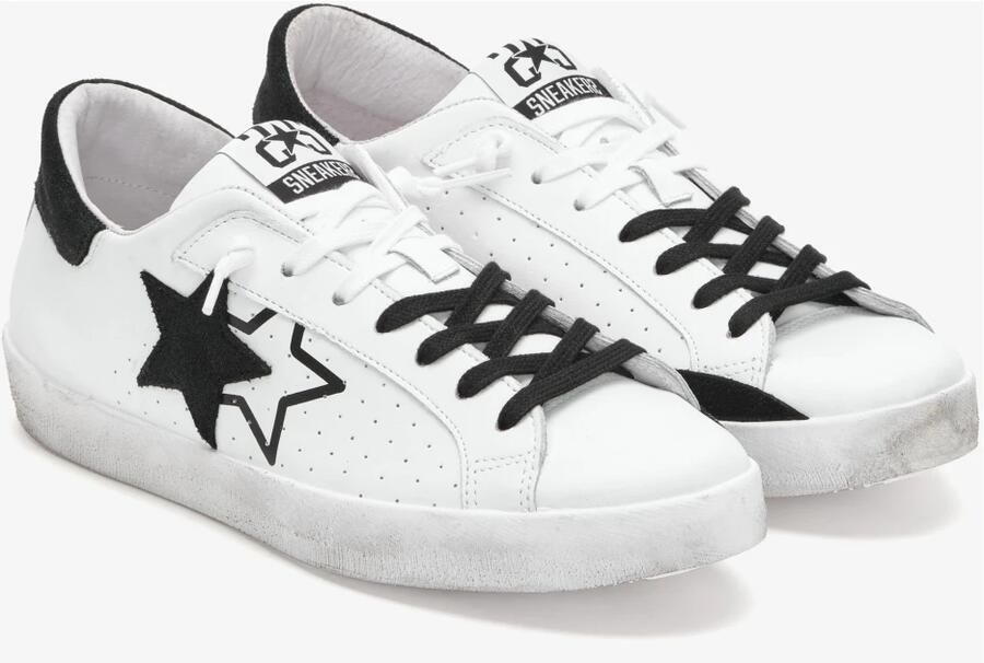 2Star Witte leren sneakers met zwarte suède details