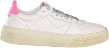 4B12 Witte Leren Sneakers met Fuchsia Detail