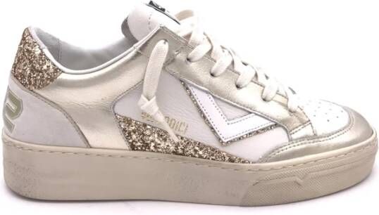4B12 Witte leren sneakers met platinaglitter