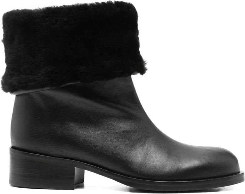 About Arianne Shoes - Foto 3