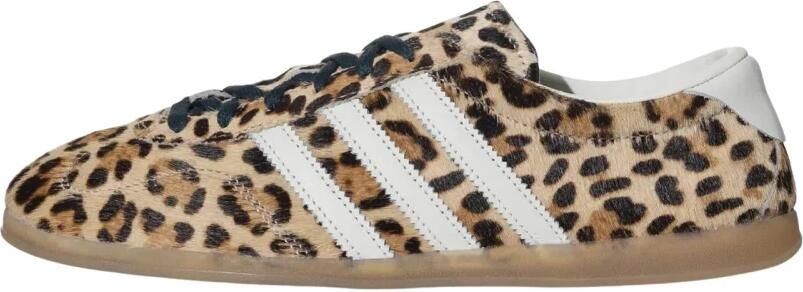 Adidas Lage Sneakers Baskets gazelle lo pro mélange de matériaux