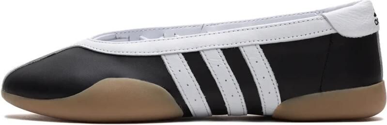 ADIDAS ORIGINALS Ballerina met riempjes 'Taekwondo Mei' zwart wit