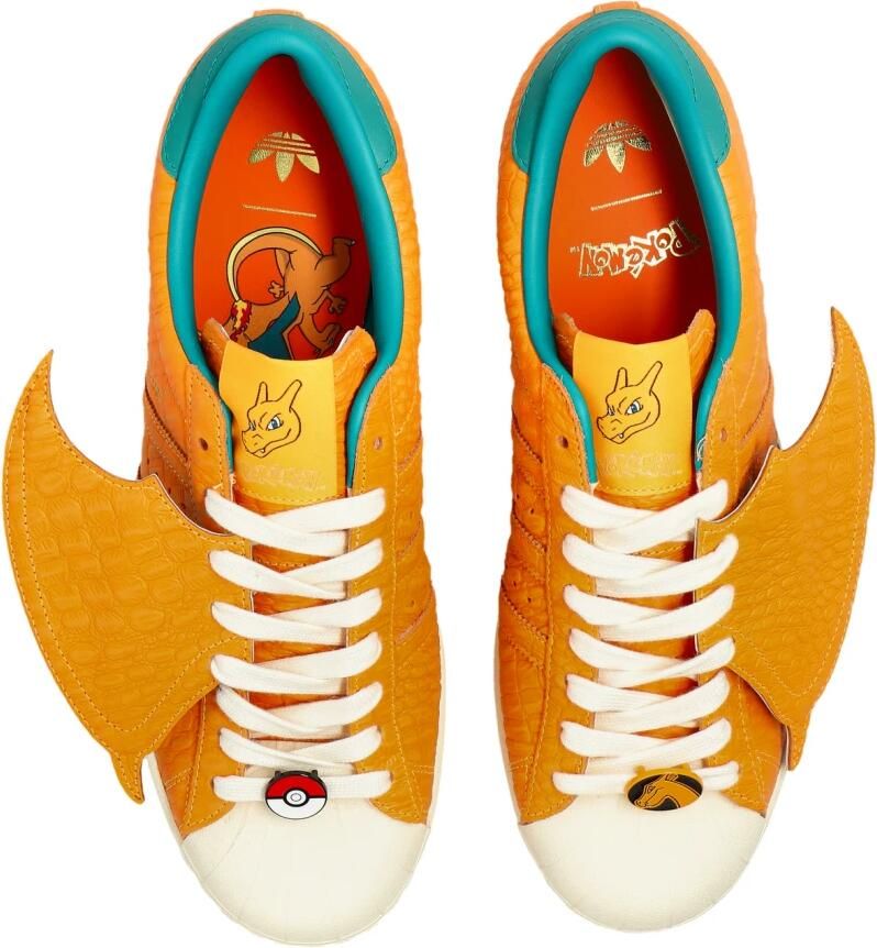 Adidas Sneakers Superstar Pokémon Charizard - Foto 2