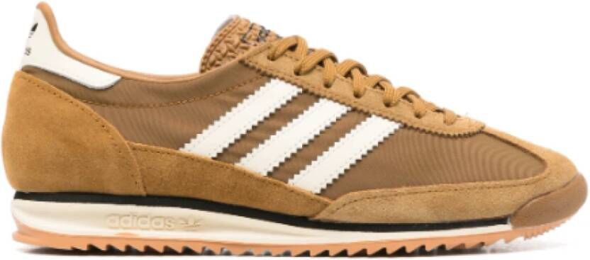 Adidas Casual Sneakers voor Dagelijks Gebruik Brown Dames