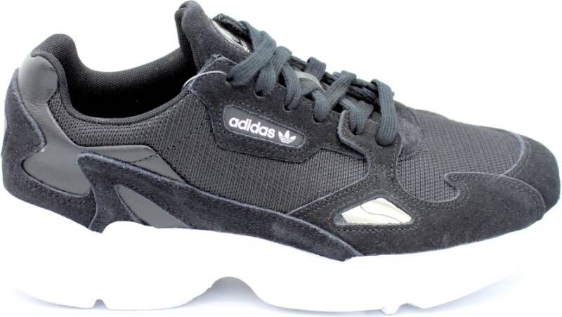 Adidas Falcon Sneakers met Suède Inzetstukken