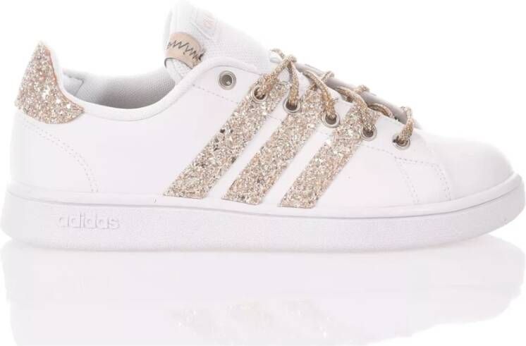 Adidas Handgemaakte witte champagne sneakers Multicolor Dames