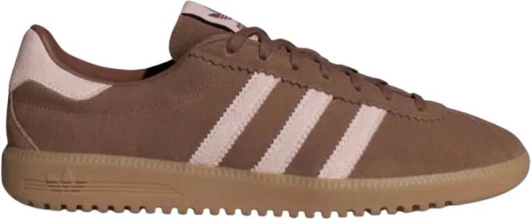 Adidas Moderne Sneakers met Gewatteerde Zool