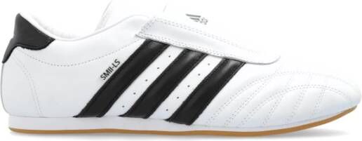 Adidas Originals Taekwondo Sneaker Lifestyle in wit formaten: 36 2 3