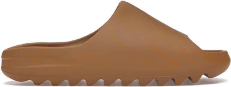 Adidas Yeezy Slide Ochre Maat Groter voor Comfort Bruin Dames