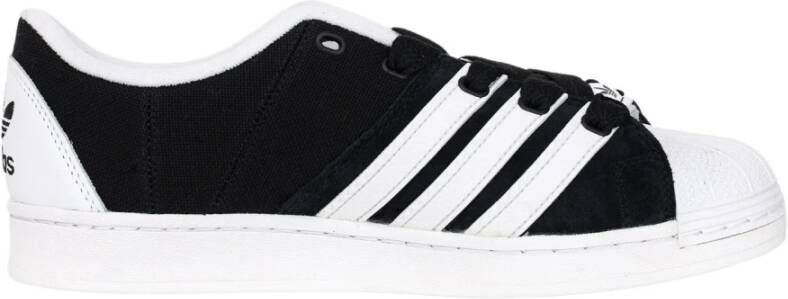 Adidas Core Black Lage Sneaker met Metalen Oogjes Black Heren