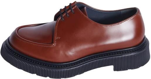 Adieu Paris Type 124 Derby