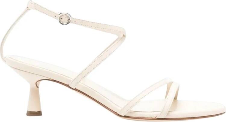 Aeyde Elegante Cream Heeled Sandalen