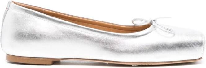 Aeyde Zilver-tone Leren Boogdetail Instap Schoenen
