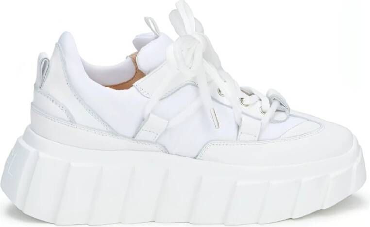 AGL Sneakers White Dames