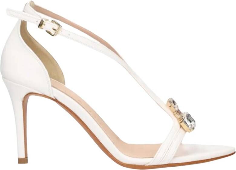 Albano Witte leren sandalen met steendetail