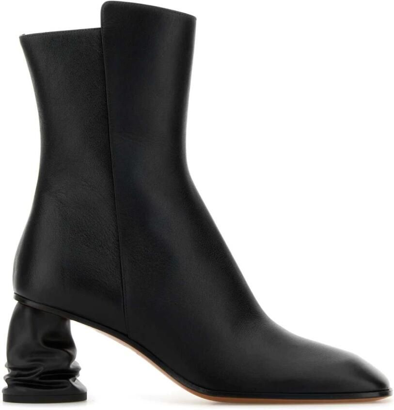 Alexander McQueen Enkellaarzen met hak