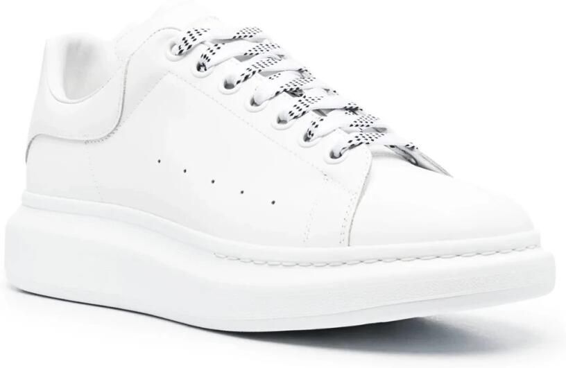 Alexander McQueen Oversized Leren Sneakers Volledig Wit