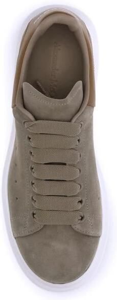 Alexander McQueen Suède Leren Sneakers met Plateauzool