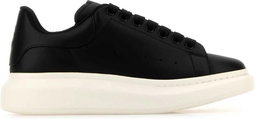 Alexander McQueen Zwarte Sneakers voor een Stijlvolle Look