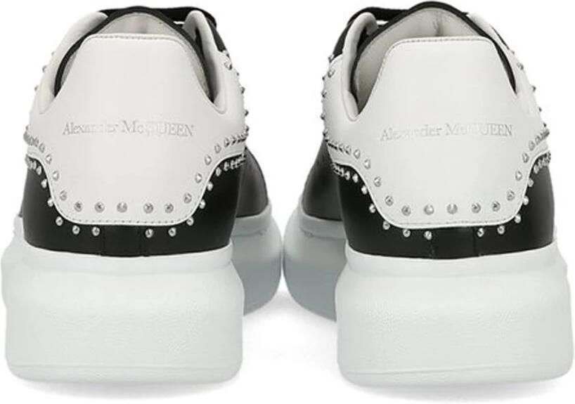 Alexander McQueen Studded Oversized Sneakers - Foto 2