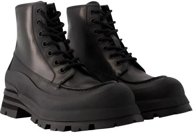 Alexander McQueen Zwarte Veterschoenen