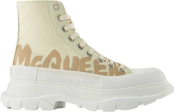 Alexander mcqueen Chunky Sole Leren Veterschoenen Beige Dames