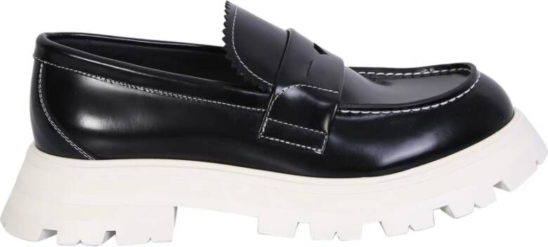 Alexander mcqueen Eigentijdse Chunky Rubberen Zool Loafer Black Dames