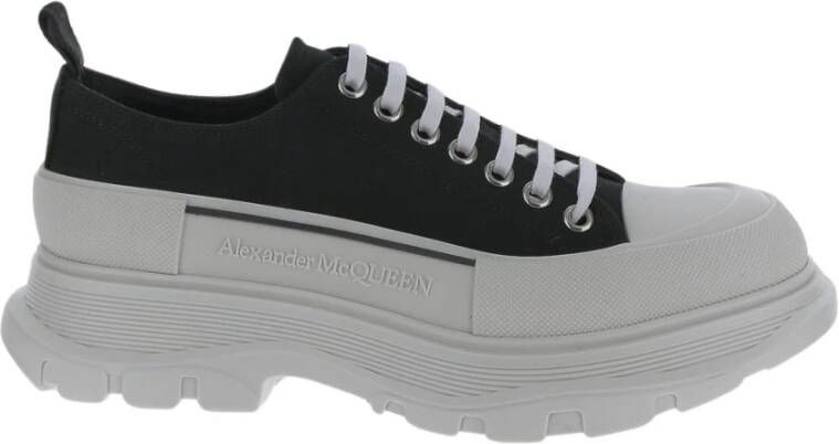 Alexander mcqueen Alexander McQu Contrast Sole Tread Shoes Maat: 44 kleur: Blac Wit Heren