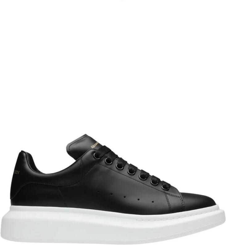 Alexander mcqueen Luxe Leren Sneakers met Geperforeerd Detail Black Heren