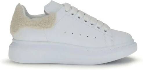 Alexander McQueen Oversize Leren Sneakers Wit Beige
