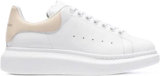 Alexander McQueen Oversized Lage Top Leren Sneakers Wit