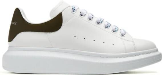 Alexander McQueen Oversized Leren Sneakers Lage Top Zwart