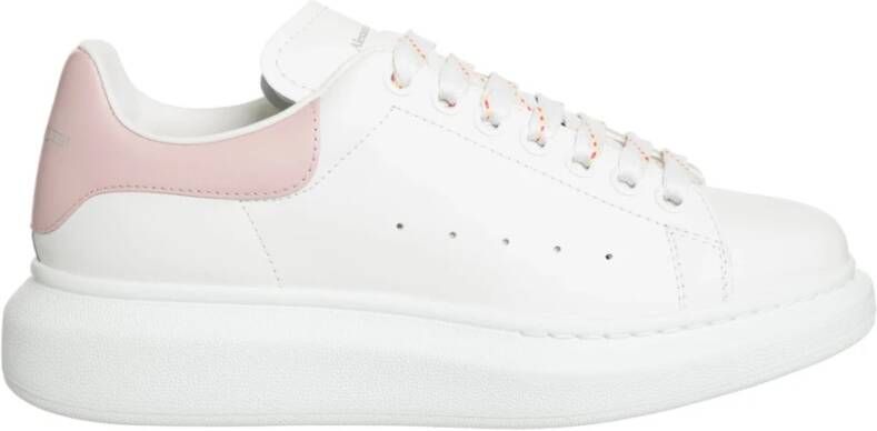 Alexander mcqueen Oversized Sneakers met Zilveren Logo Detail White Dames